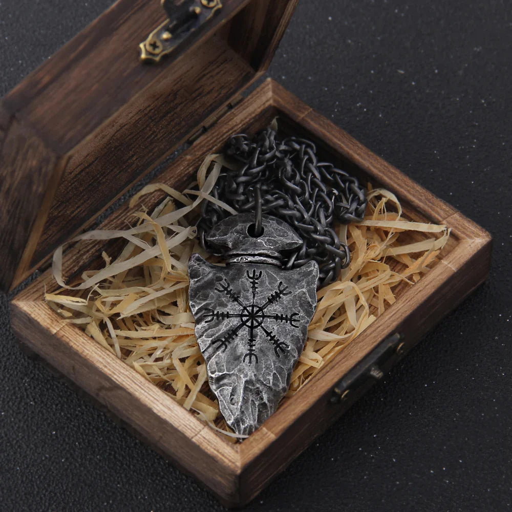 Collar Lanza Vikingo
