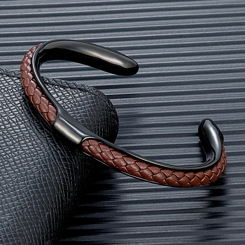 Bracelete Dionisio - Cuero y Acero (Ajustable)