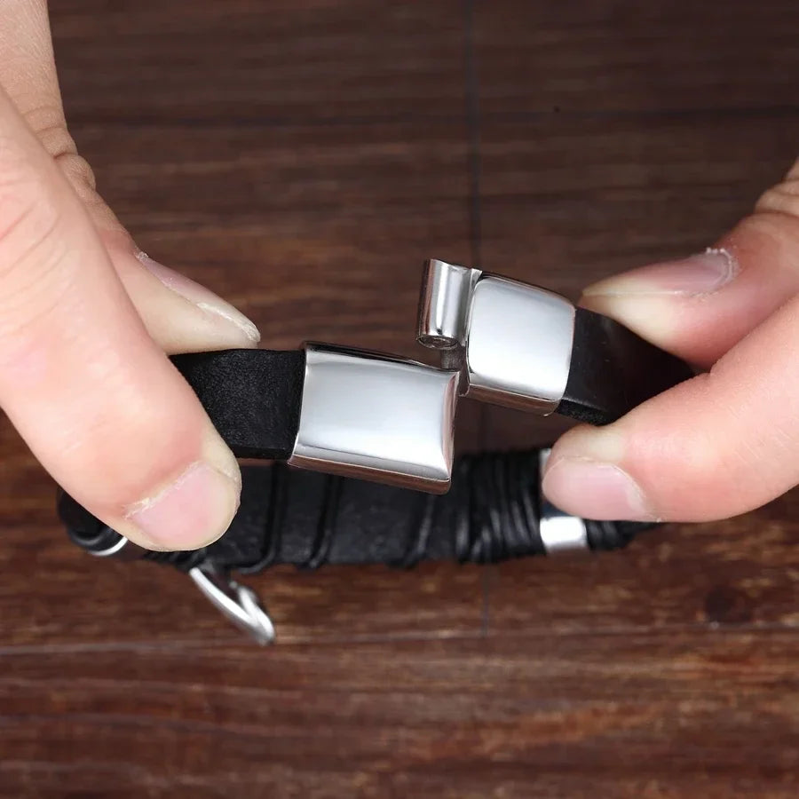 Pulsera Cruz - Cuero y Acero