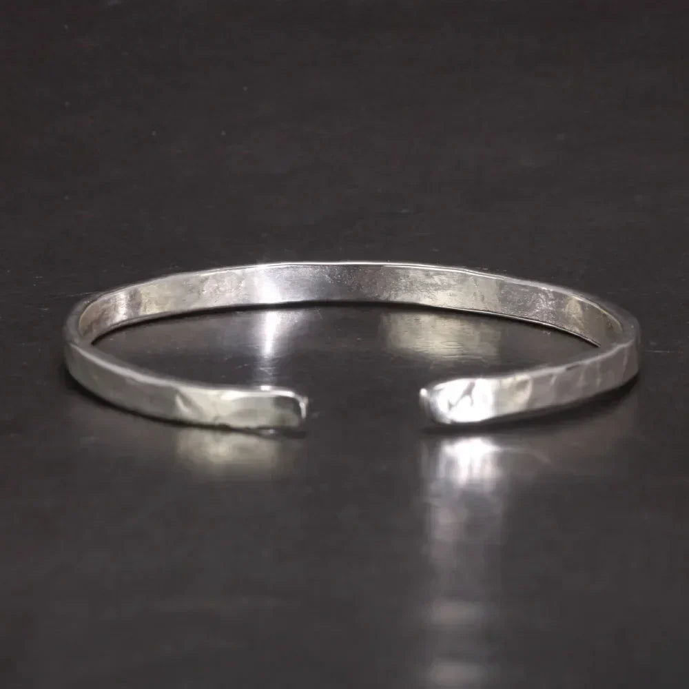 PULSERA MARTILLADA ARTESANAL - PLATA 925 (Ajustable)