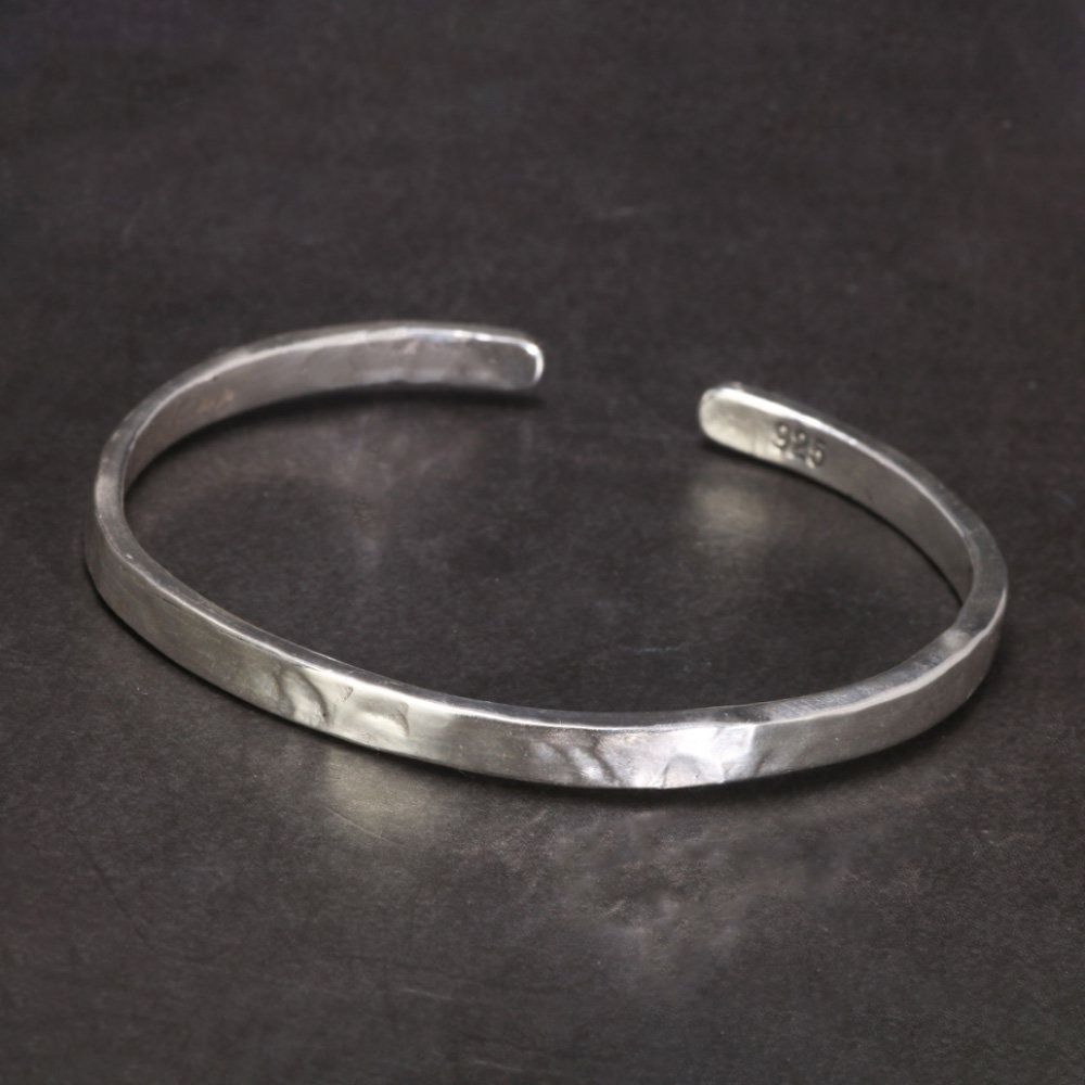 PULSERA MARTILLADA ARTESANAL - PLATA 925 (Ajustable)